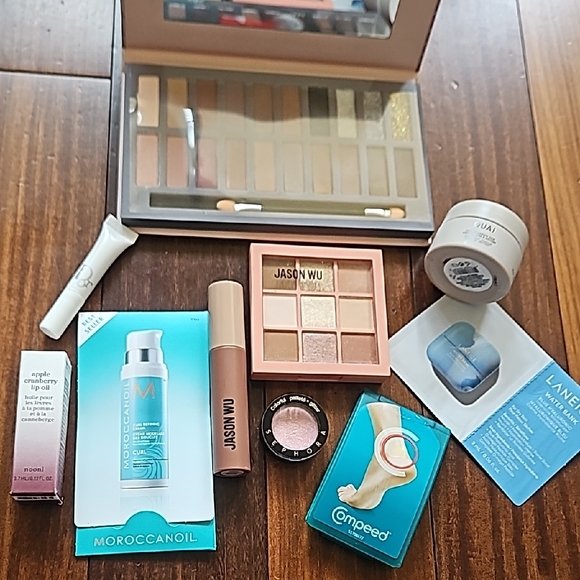 BEAUTY BUNDLE!!! 10 PIECES!!!! - Picture 6 of 6